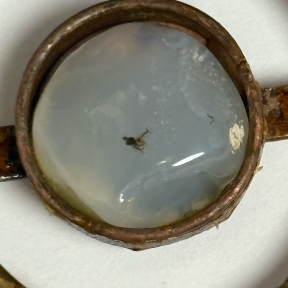 Artistic Vintage Metal and Stone Statement Necklace - Picture 4 of 10